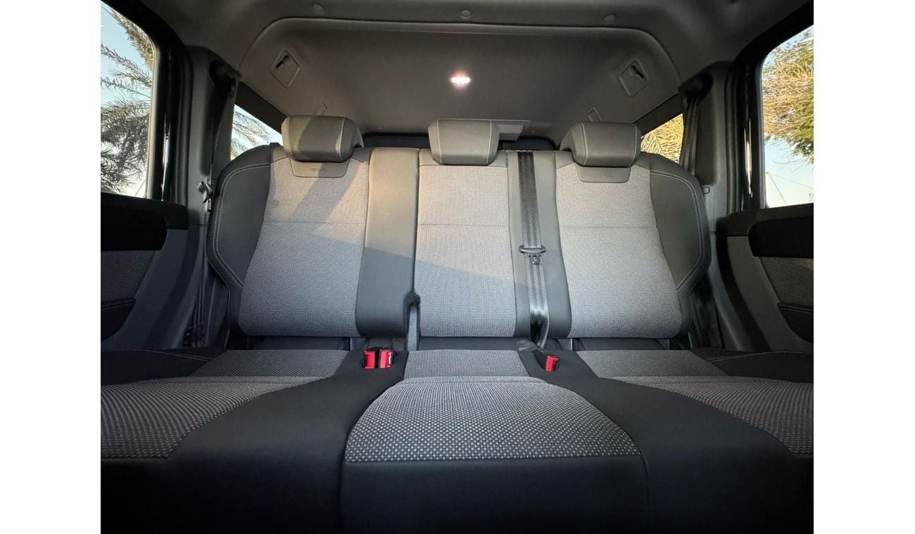 إينيوس غرينادير QuarterMaster