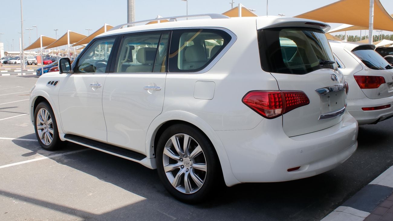 إنفينيتي QX56