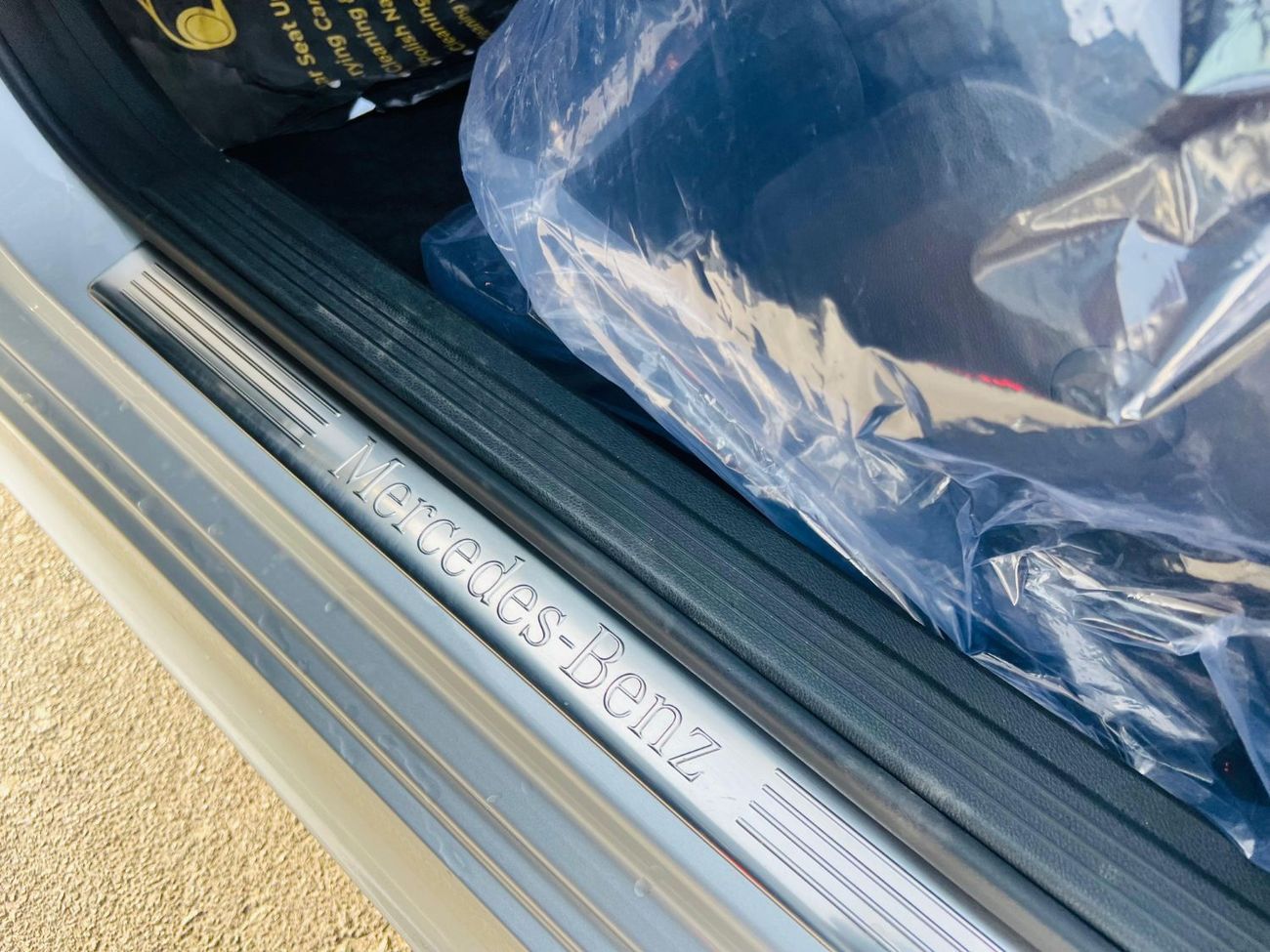 مرسيدس بنز E300 MERCEDES BENZ - E300 - CAR IS WITH NUMBER PLATE - MODEL 2016 - 107889KM