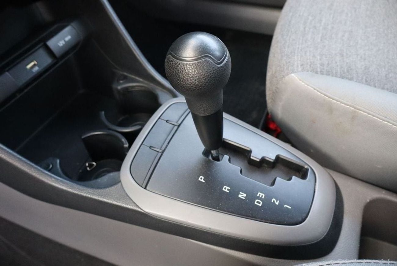 Kia Picanto Base 1.2L