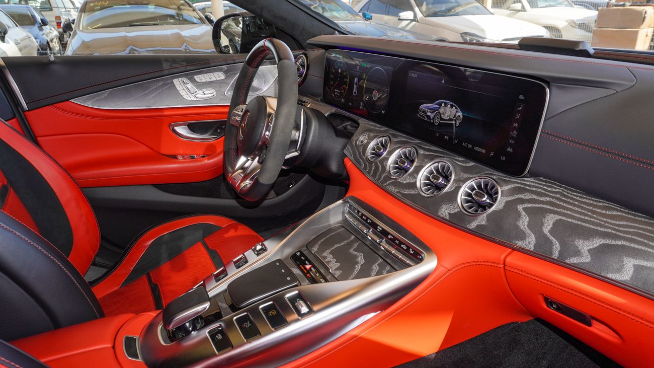 مرسيدس بنز ايه ام جي جي تي 53