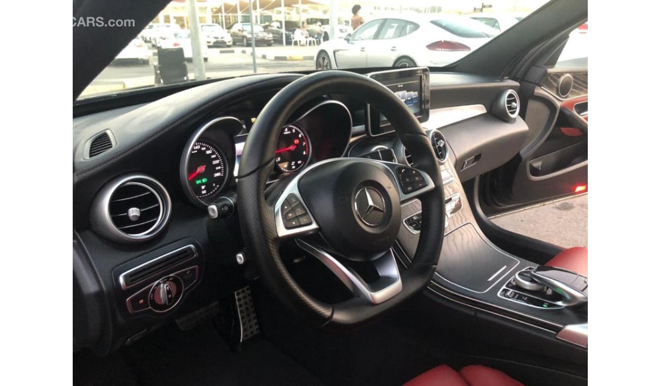 مرسيدس بنز C 200 موديل 2016 خليجي فل مواصفات كراسي جلد ومثبت سرعه وتحكم كهربي كامل ونظام صوت ممتاز وكاميرا خلفيه ومدخ