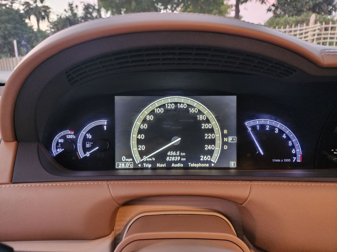 Mercedes-Benz CL 500 Mercedes-Benz CL500 Year Model: 2014 GCC Specifications  Low Kilometer Driven   Well maintained and 