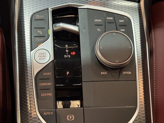 BMW 3 Series M SPORT, миниатюра 7