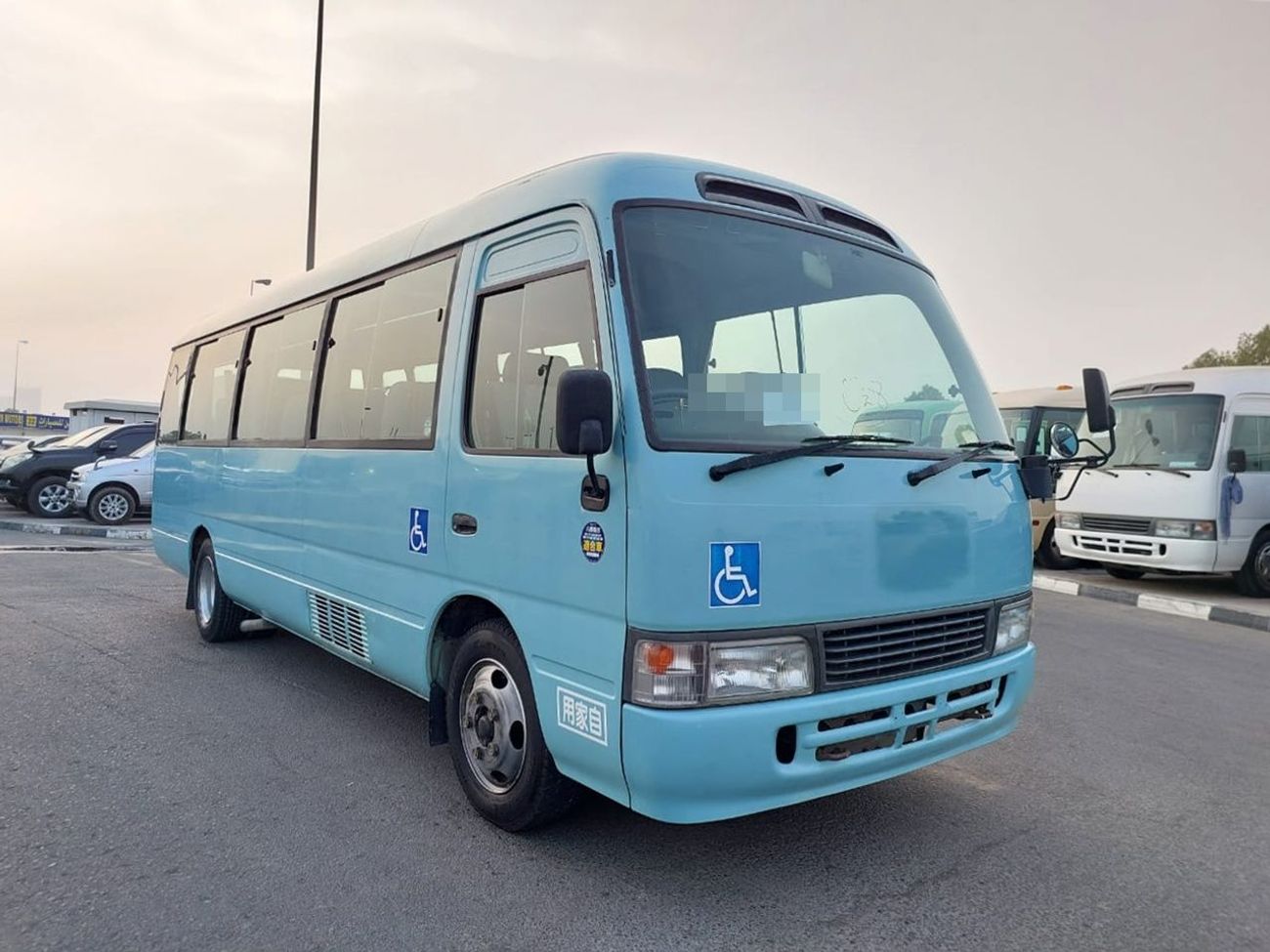 Toyota Coaster TOYOTA COASTER BUS RHD 2001 MODEL 4.2 L DIESEL AUTOMATIC(PM10587)