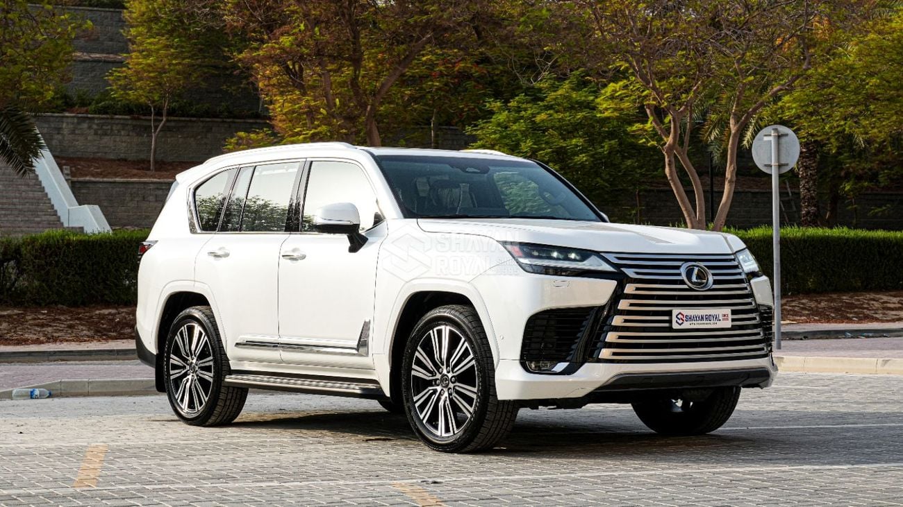 لكزس LX 700h SIGNATURE 3.5L TT HEV | AUTO PARKING | MARK LEVINSON | 7 SEATER AT 4WD 2026MY