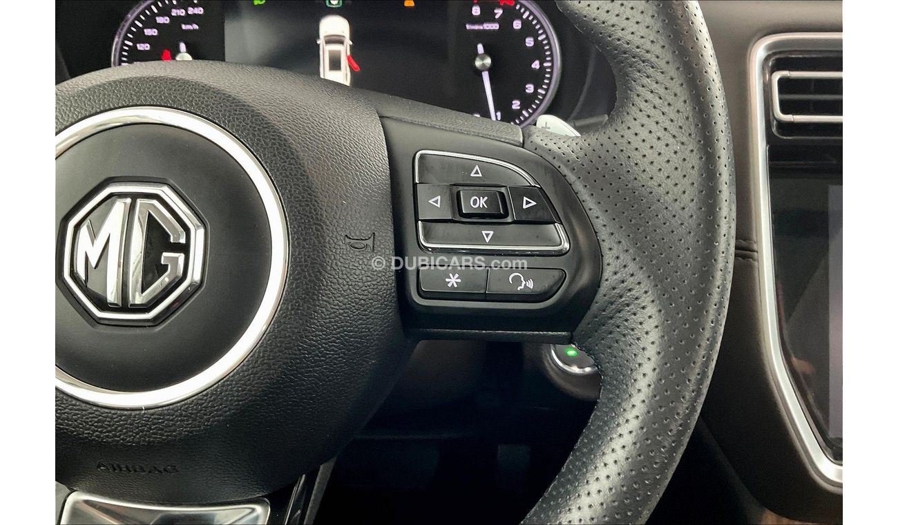 أم جي RX8 Luxury