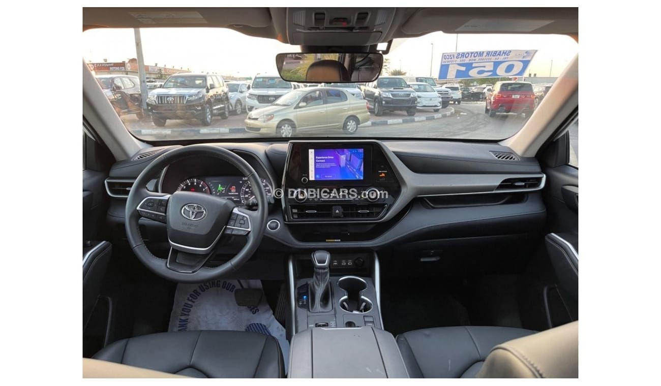 Toyota Highlander 2023 TOYOTA HIGHLANDER XLE IMPORTED FROM USA