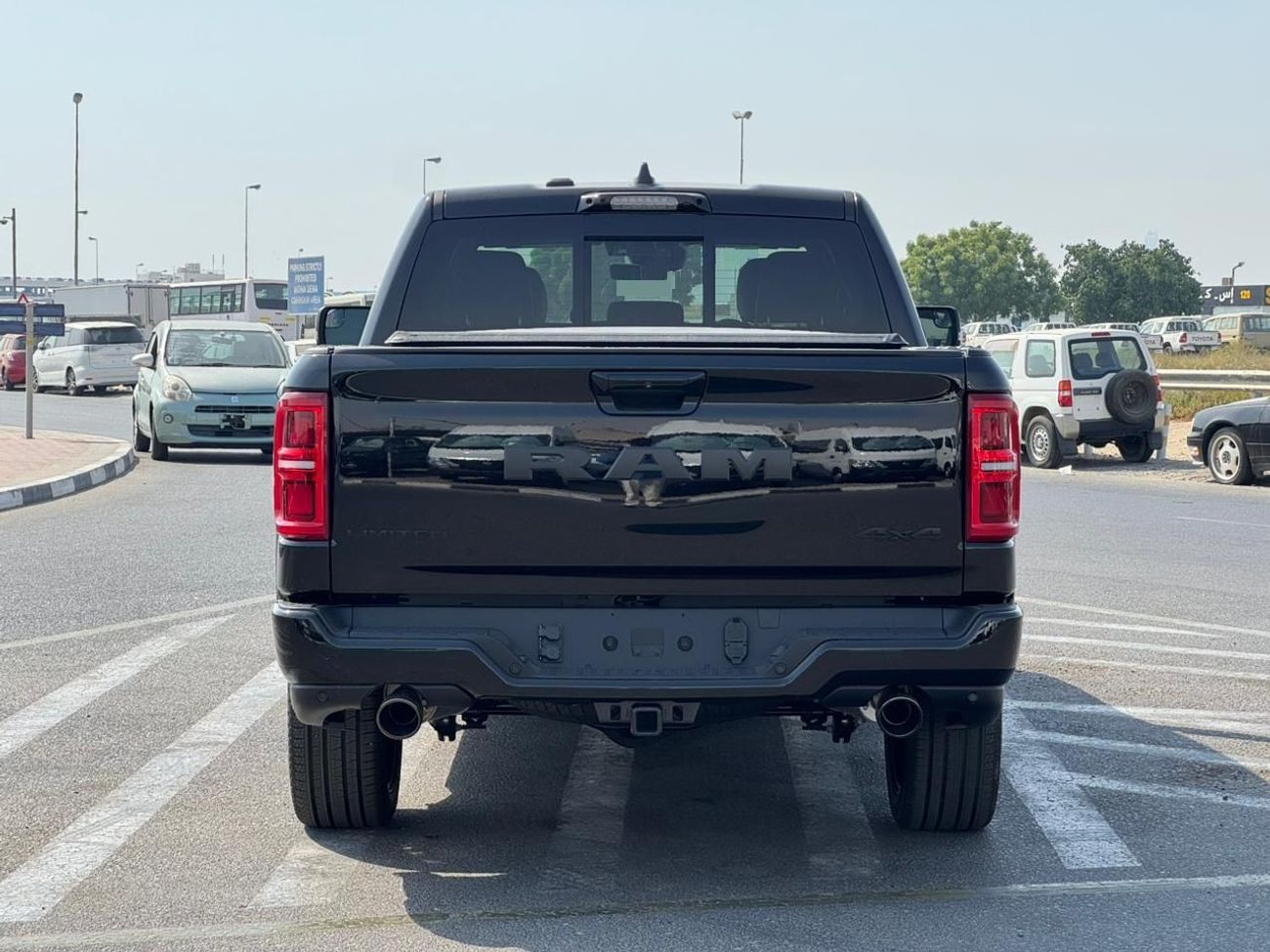 RAM 1500 2025 Ram 1500 Limited Night Edition