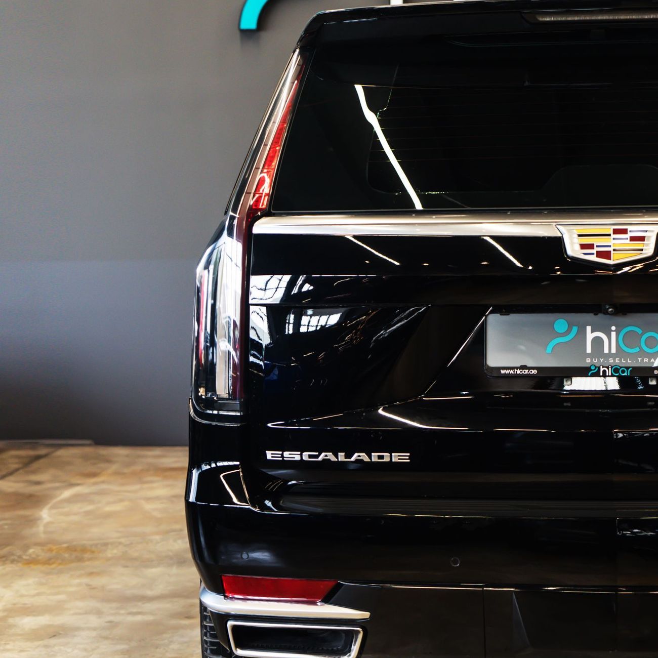 Cadillac Escalade AED 3,736 P.M • 0% Downpayment • Escalade Premium Luxury • 1 Year Warranty and FDSH
