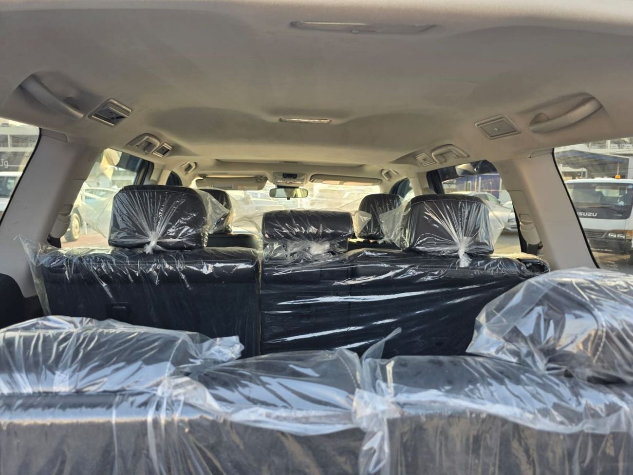 Toyota Prado 2019 4WD AT DIESEL = RIGHT HAND
