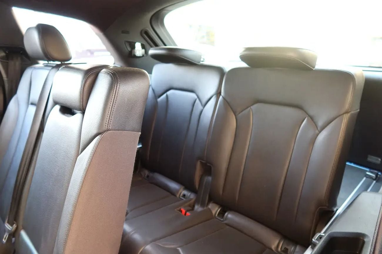 Audi Q7 40 TFSI Quattro | GCC Specs | Pristine Condition