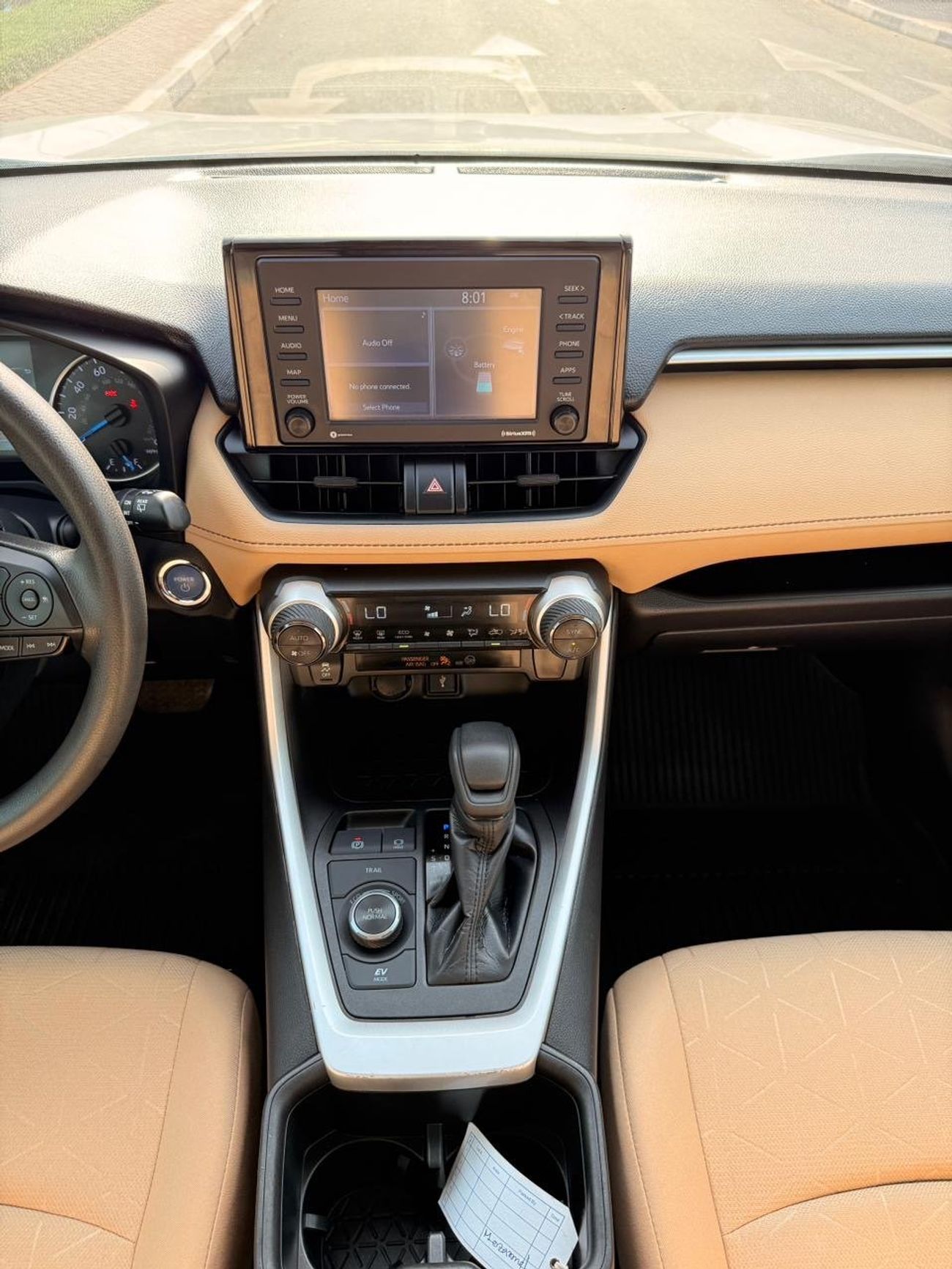 تويوتا راف ٤ XLE 2.5L