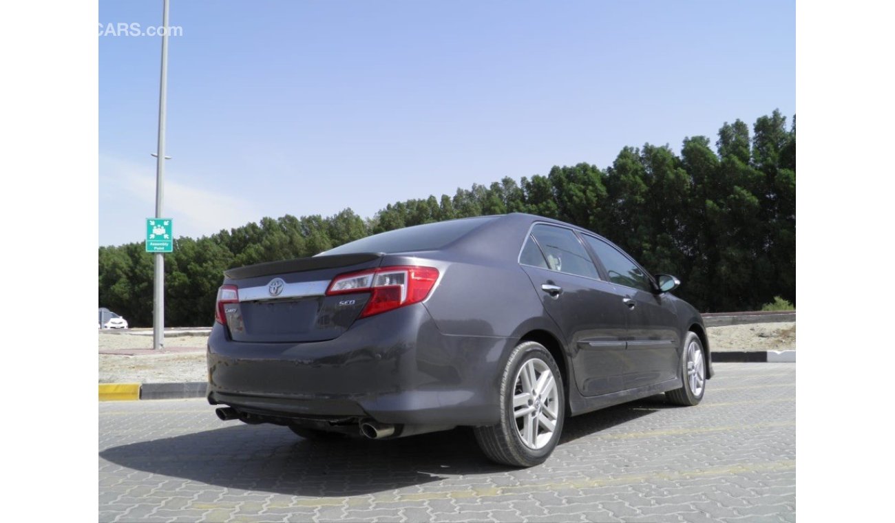 Toyota Camry 2013 SE+ ref#552