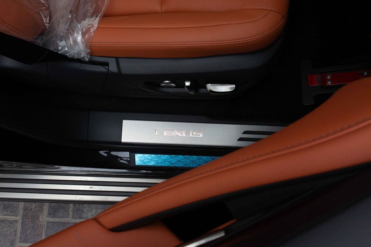 Lexus LX600 VIP