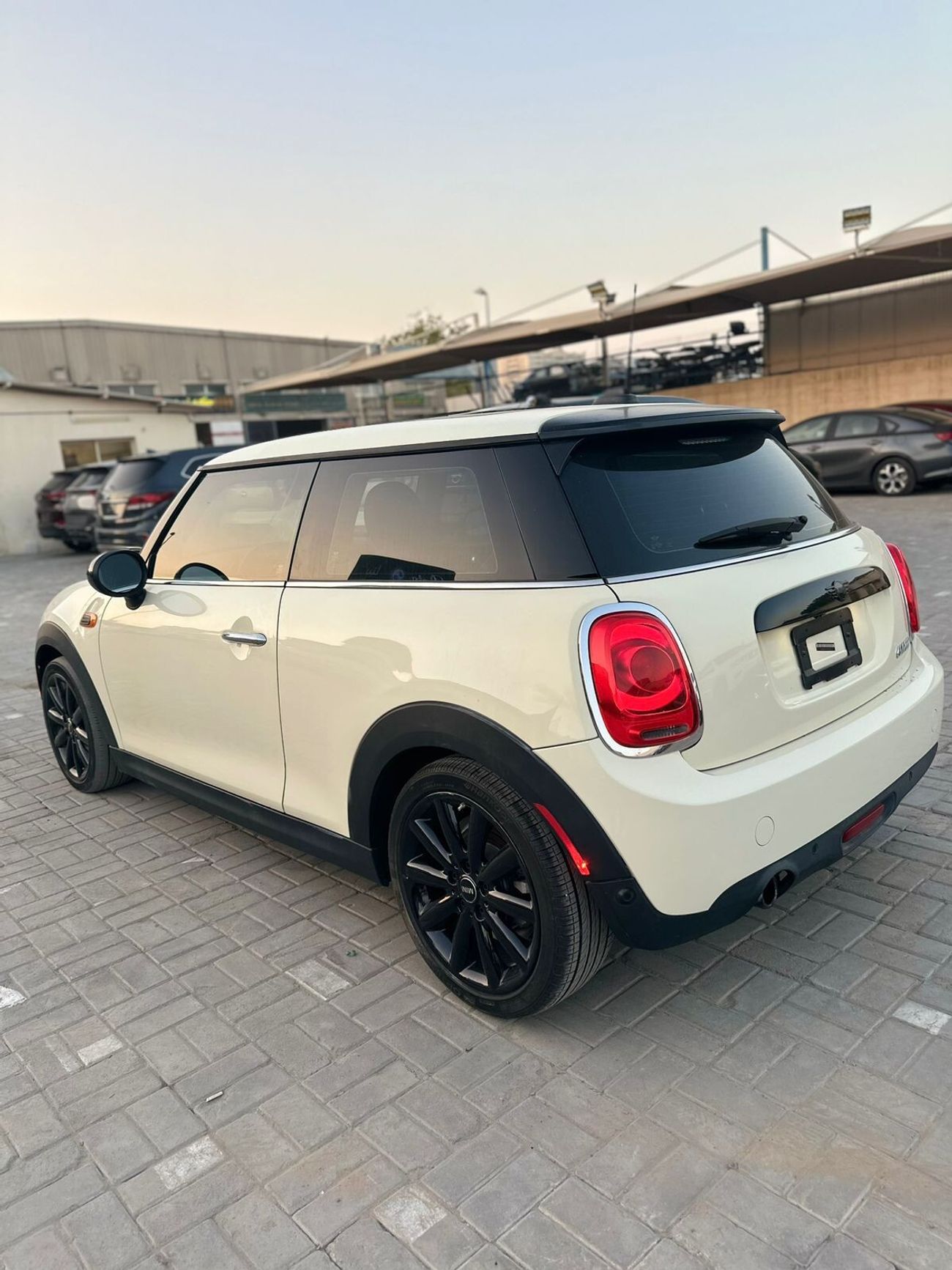 Mini Cooper 1.5 L Turbo