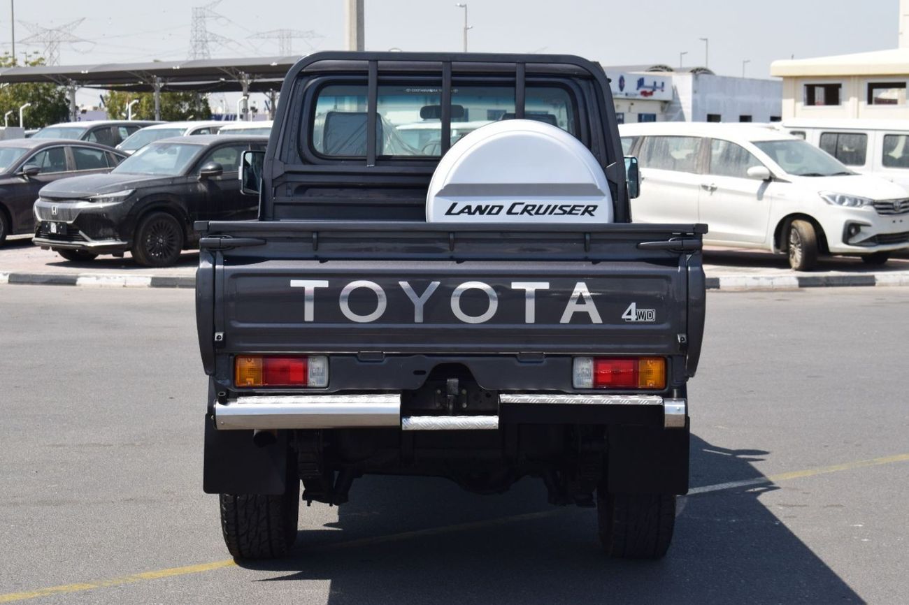 Toyota Land Cruiser Pick Up PICKUP DLX 4.5L