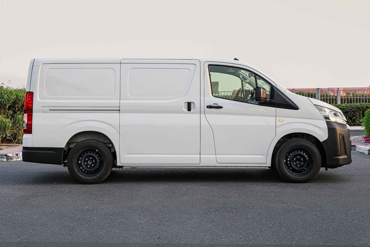 Toyota Hiace 2023 Toyota Hiace 3.5 DV P SDR - White inside Grey