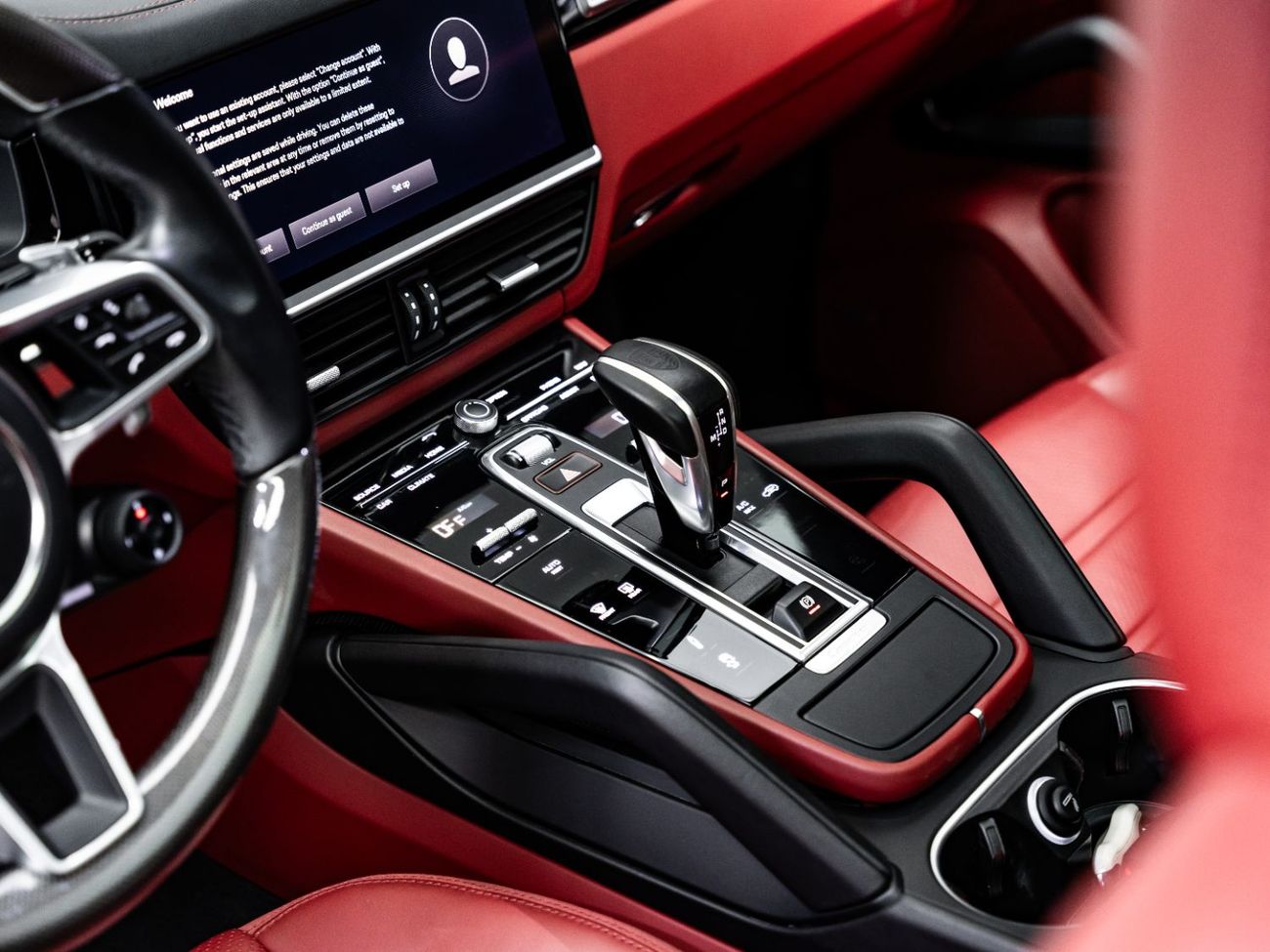 Porsche Cayenne GTS 4.0L (460 HP) 2022 Porsche Cayenne GTS Coupe, March 2026 Porsche Warranty, Full Service History,