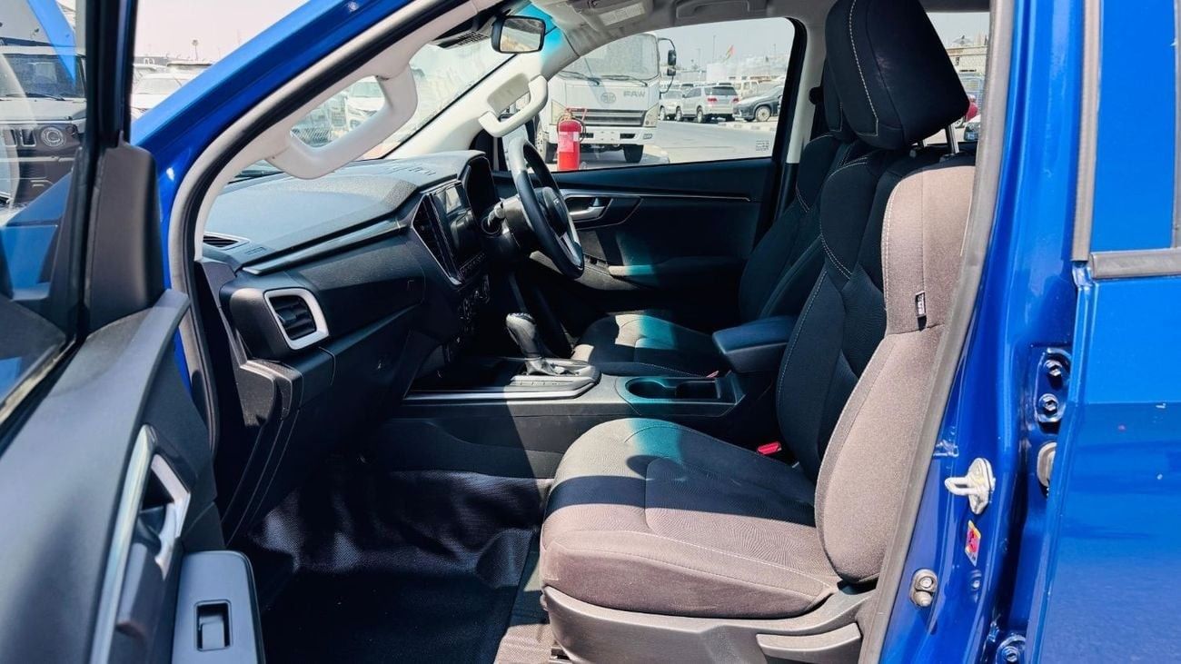 Isuzu DMax 3.0L Diesel AT 4WD - KEY START - Multipurpose Steering - Rear AC Vents - Alloy Rims - Tow Hitch - Go