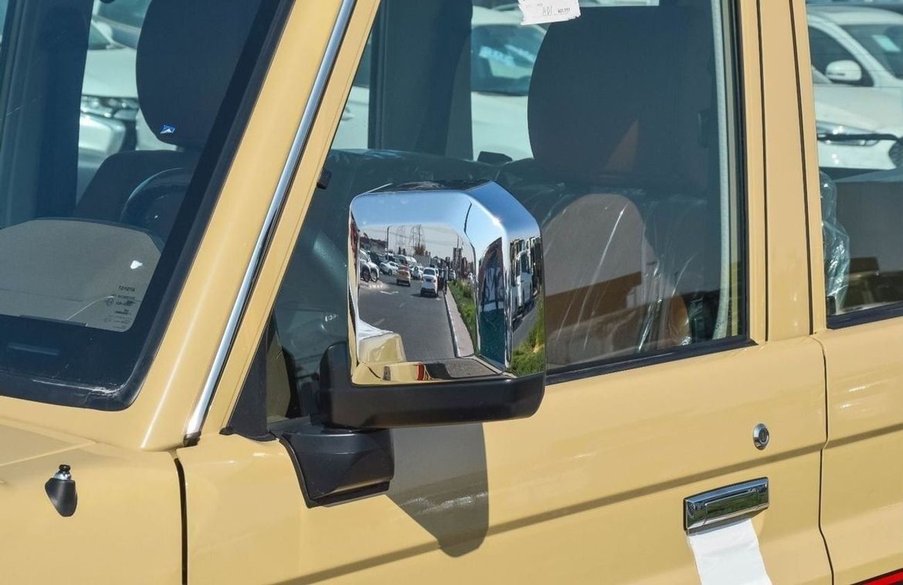 Toyota Land Cruiser 70 TOYOTA LAND CRUISER 76 4.0L V6 4WD 5DOOR SUV 2025