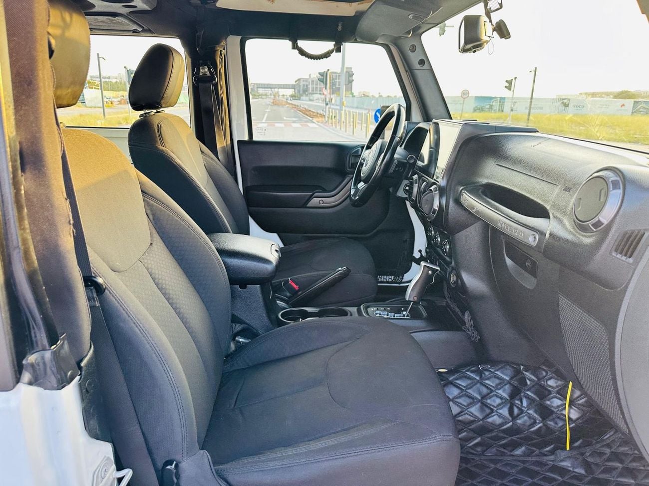 جيب رانجلر Sport Falcon 3.6L A/T (2 Door)