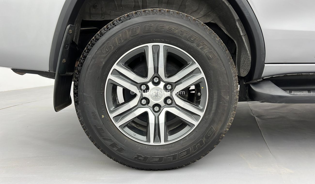 Toyota Fortuner 2700