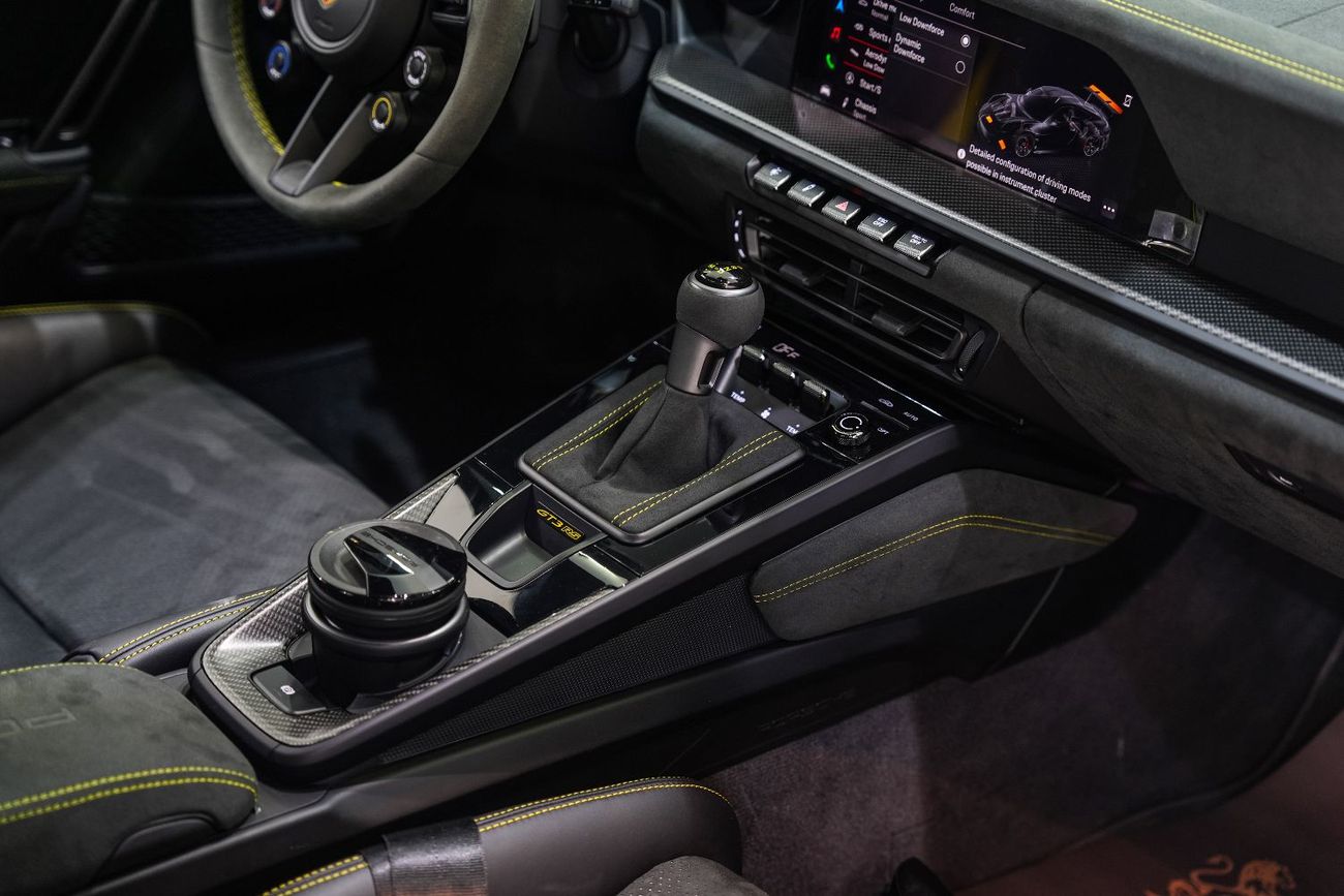 Porsche 911 GT3 RS 4.0L (520 HP) Coupe Weissach Package, Full Carbon, Ceramic Brakes, Lift System, Al Nabooda Wa