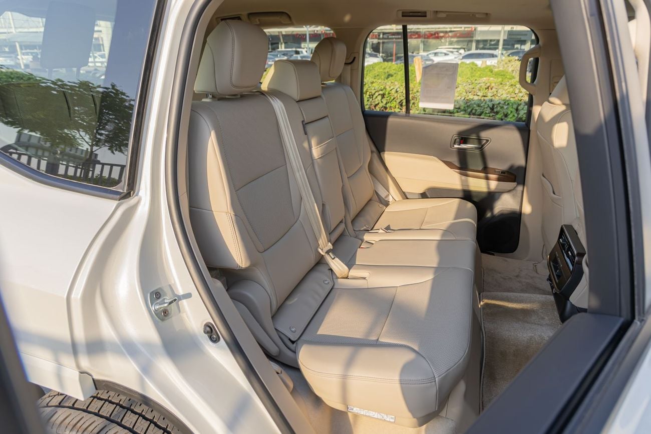 Toyota Land Cruiser Toyota Land Cruiser LC300 GXR Aero S | GCC Specs | 2026 | V6