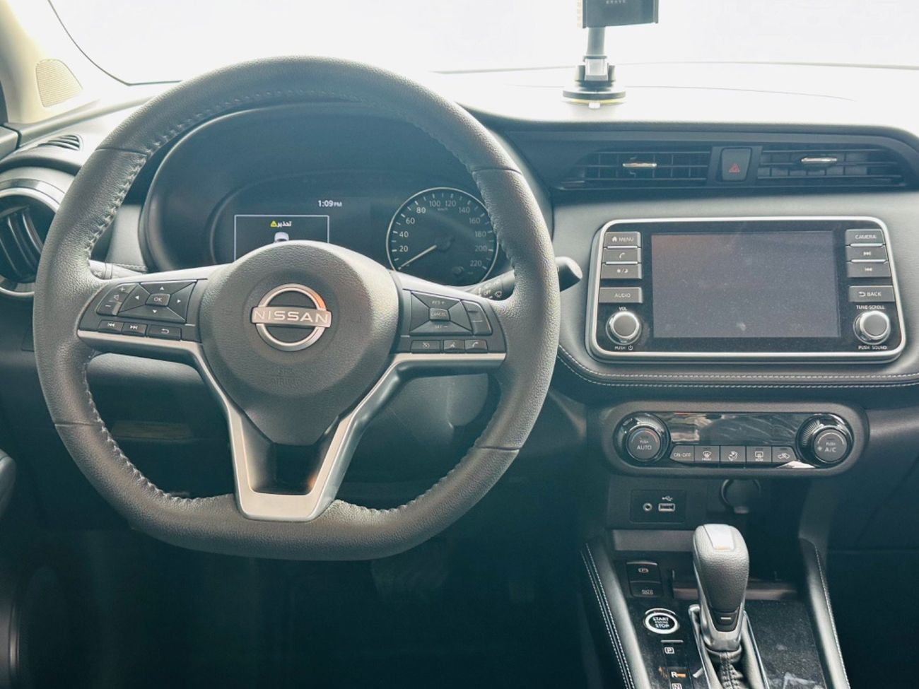 نيسان كيكس موديل 2024 حاله ممتازه من الداخل والخارج فل مواصفات بصمه