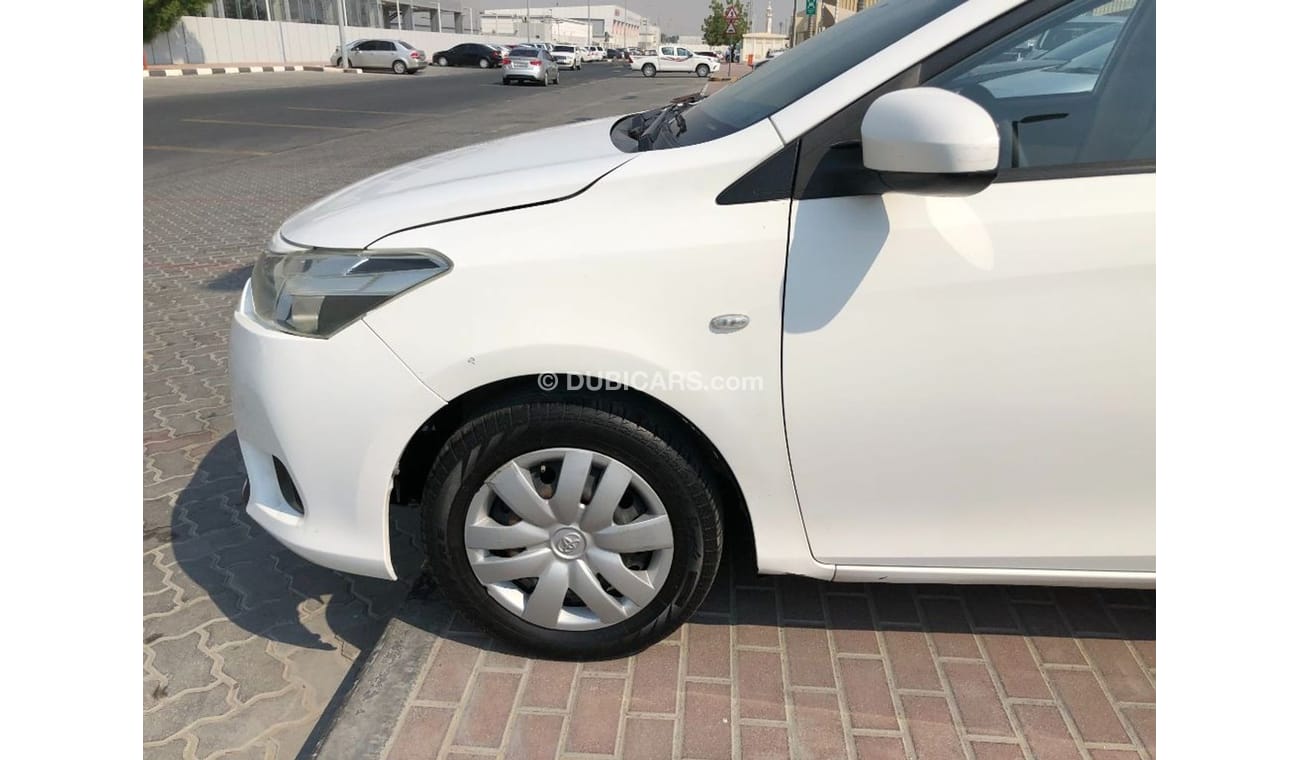 تويوتا يارس