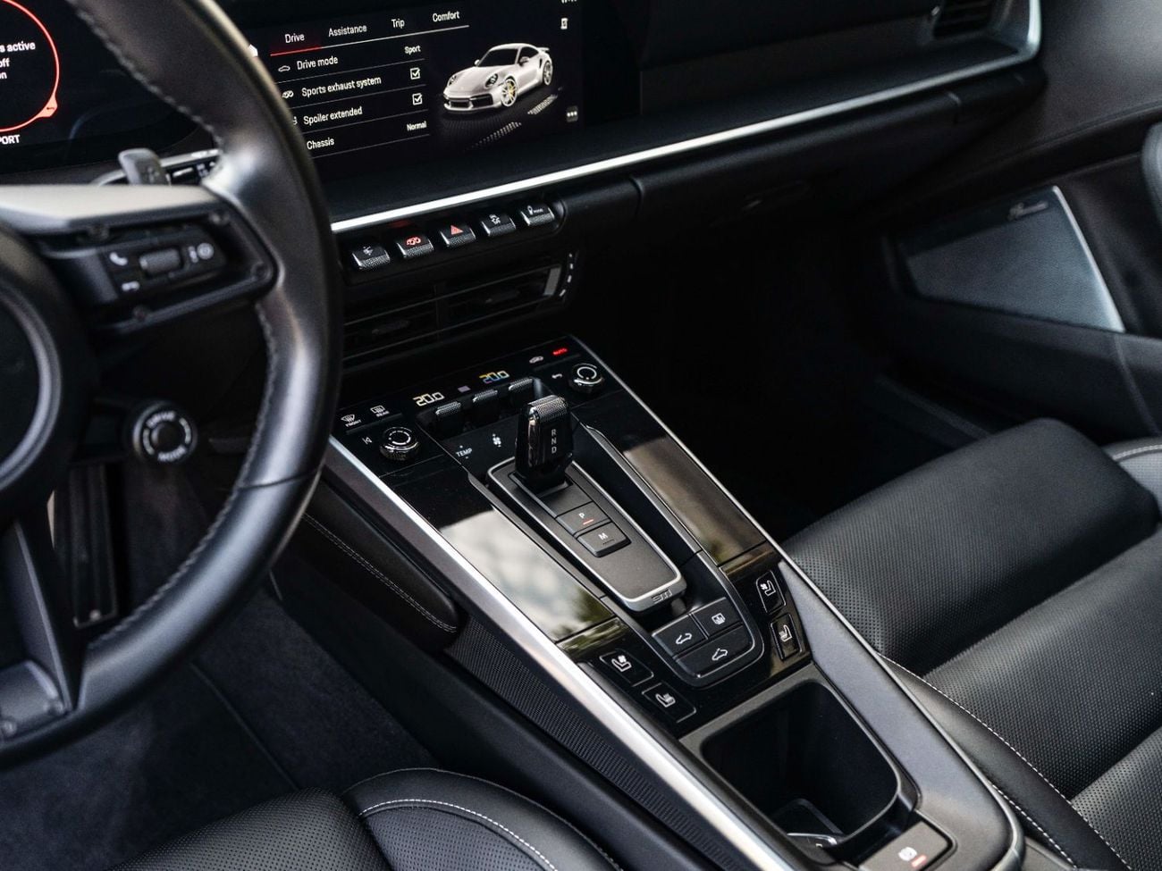 Porsche 911 Turbo S 3.8L (640 HP) Coupe