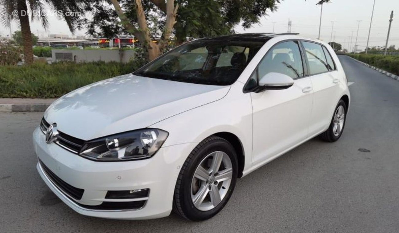 Volkswagen Golf TSI - WARRANTY - GCC SPECS - FULL SERVICE HISTORY -