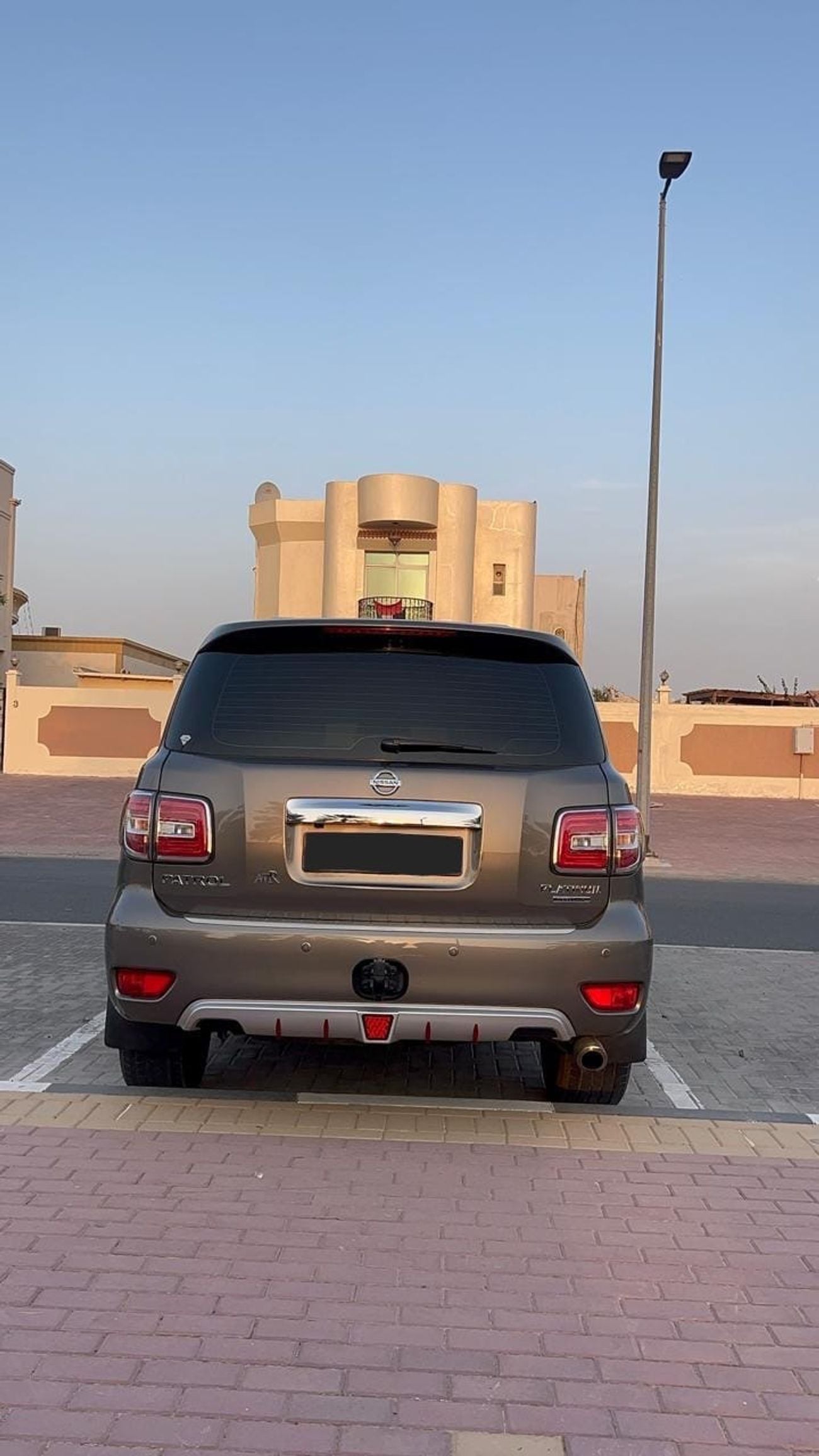 نيسان باترول LE PLATINUM