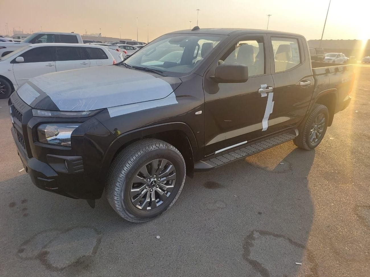 ميتسوبيشي L200 MITSUBISHI L200 2.4L 4×4 Diesel MT 2025