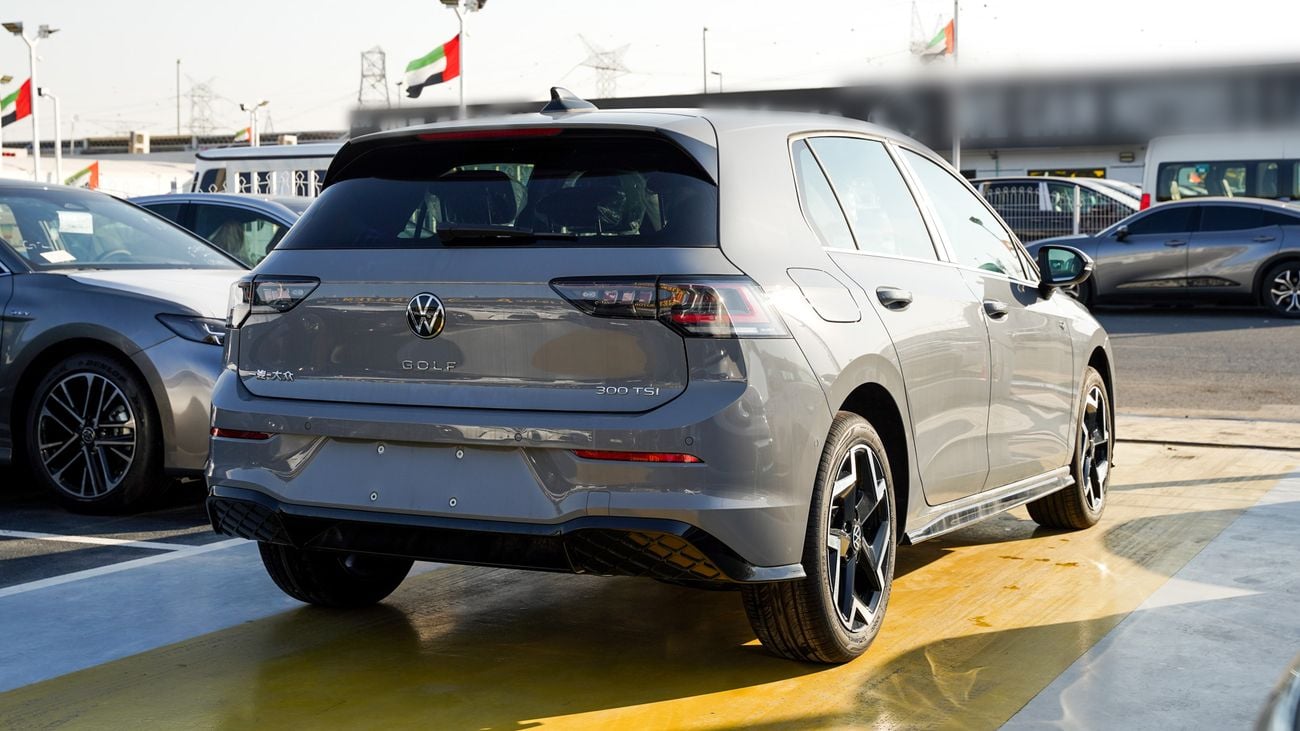 فولكس واجن جولف GTI