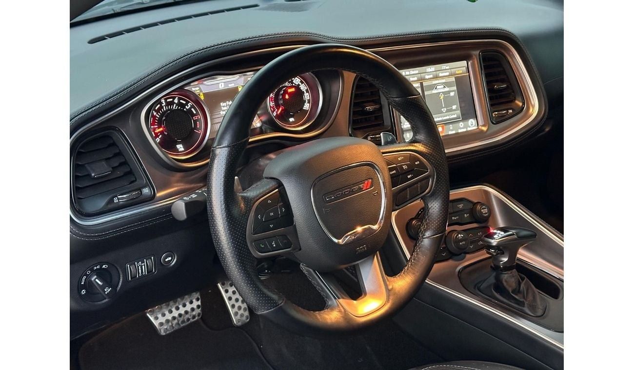 Dodge Challenger 392 Hemi Scat Pack Shaker 6.4L CHALLENGER SRT SCAT PACK 2021 US PERFECT CONDITION // LOW MILEAGE