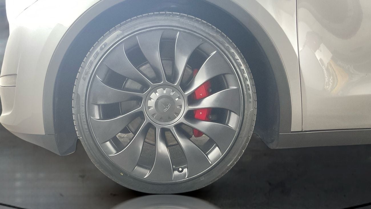 تسلا موديل Y Performance (Dual Motor) | upto AED 20,000 Ramadan Discount | شامل الضمان | 0 ﺪﻔﻋﺓ ﺃﻮﻟﻯ