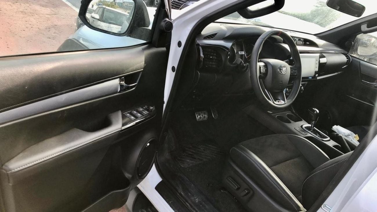 تويوتا هيلوكس Toyota HILUX GR Sport 2.8L Diesel A/T 2024