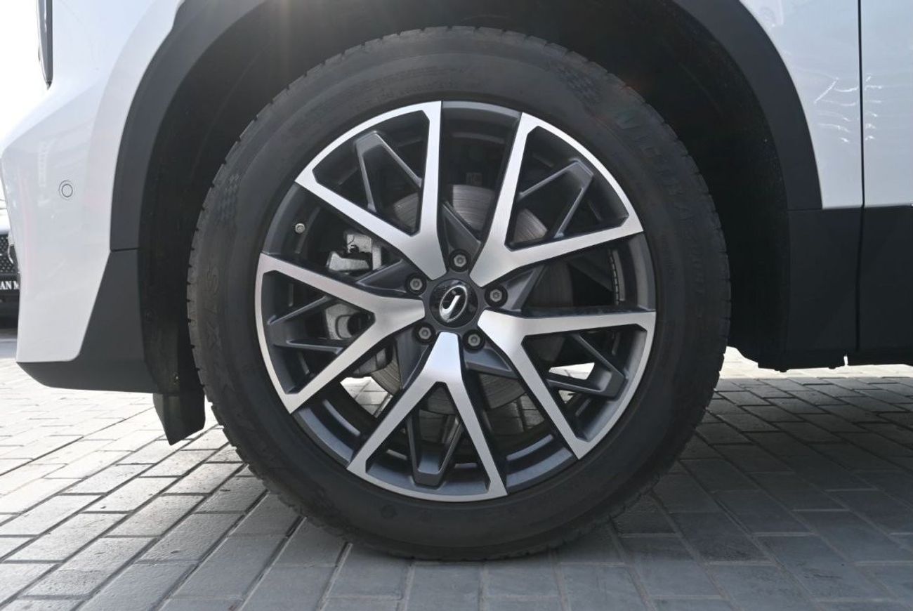 جي إي سي GS 8 GAC GS8 2.0L Turbo, 4WD, 8 Speed AT, 7 Seater, Color White, Model 2024