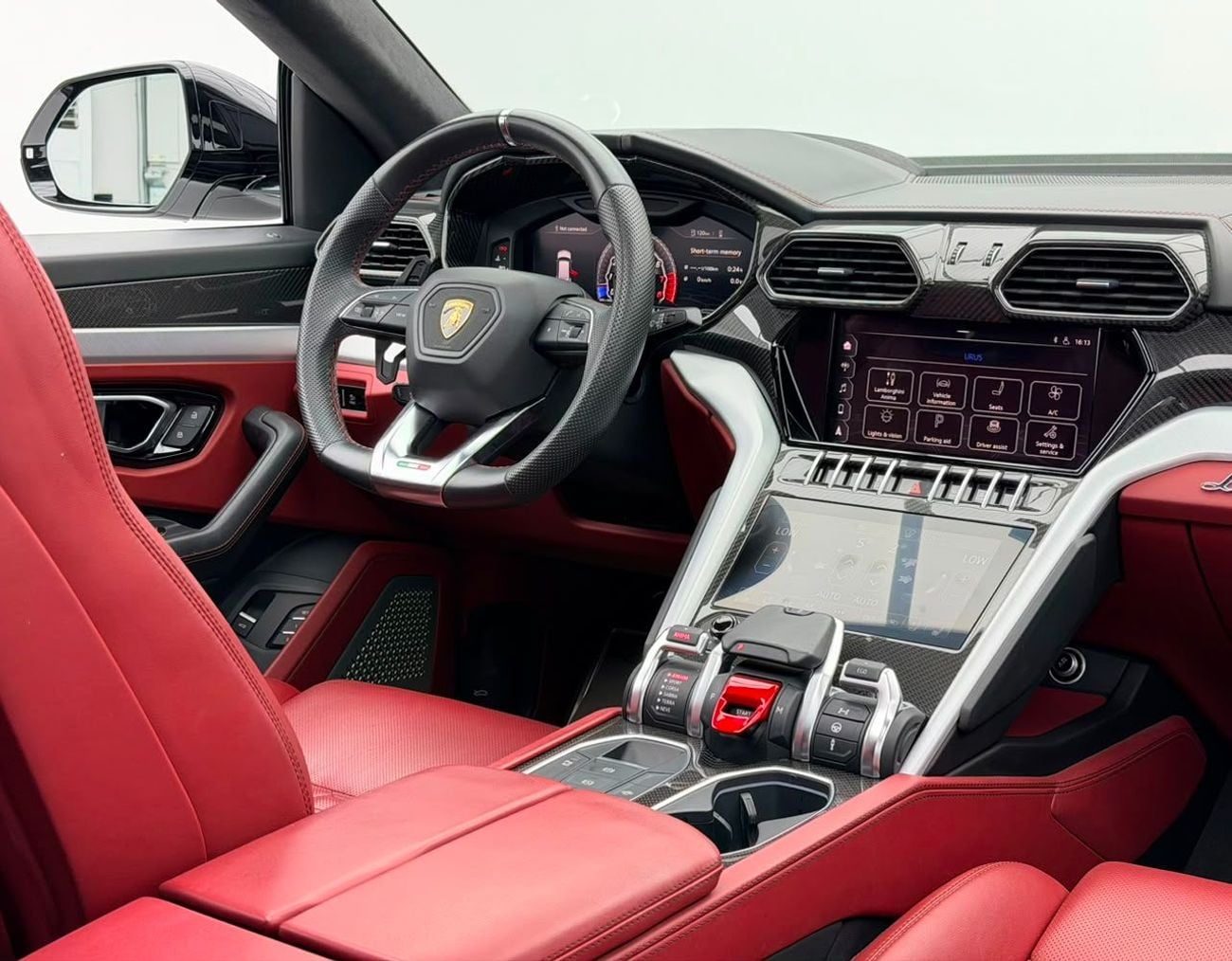 Lamborghini Urus STD