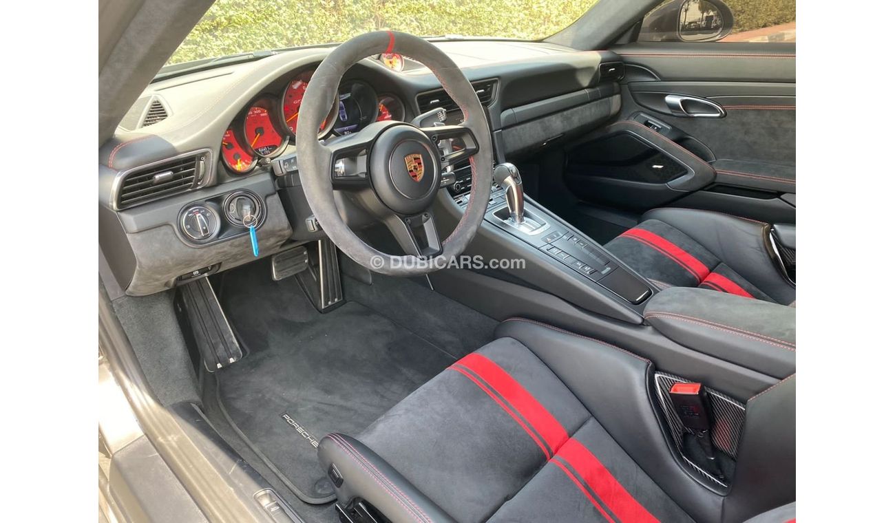 بورش 911 GT3 EDITION