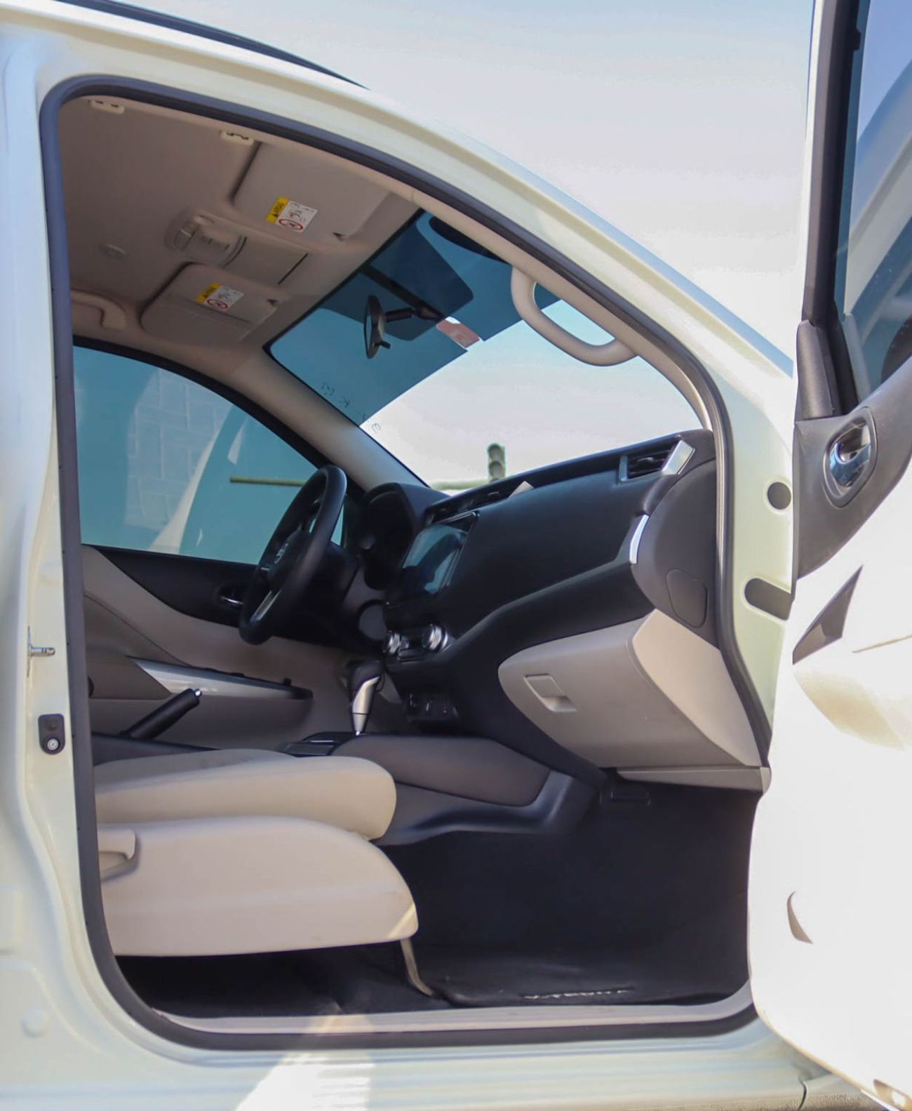 نيسان إكستيرا نيسان إكس-تيرا 2.5 لتر موديل 2021 خليجي | خالية من الحوادث | طلاء أصلي | صيانة الوكالة | 1111 شهرياً