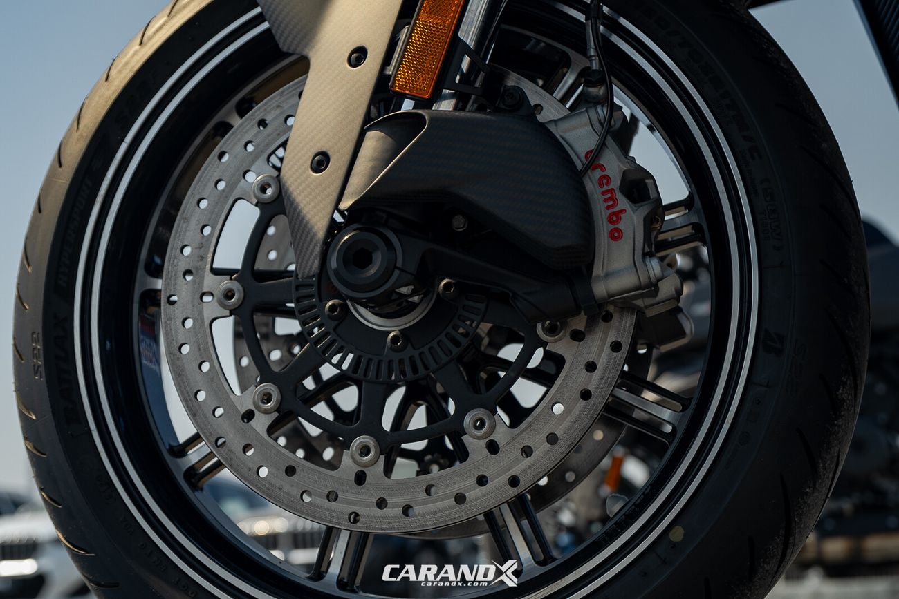 كاي تي أم 1300R KTM BRABUS 1300 R Signature Black 1 of 77