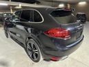 Porsche Cayenne Turbo S 4.8L (550 HP) PORSCHE CAYENNE TURBO S 2014 | FULL SERVICE HISTORY | TWO KEYS | FULLY LOADED