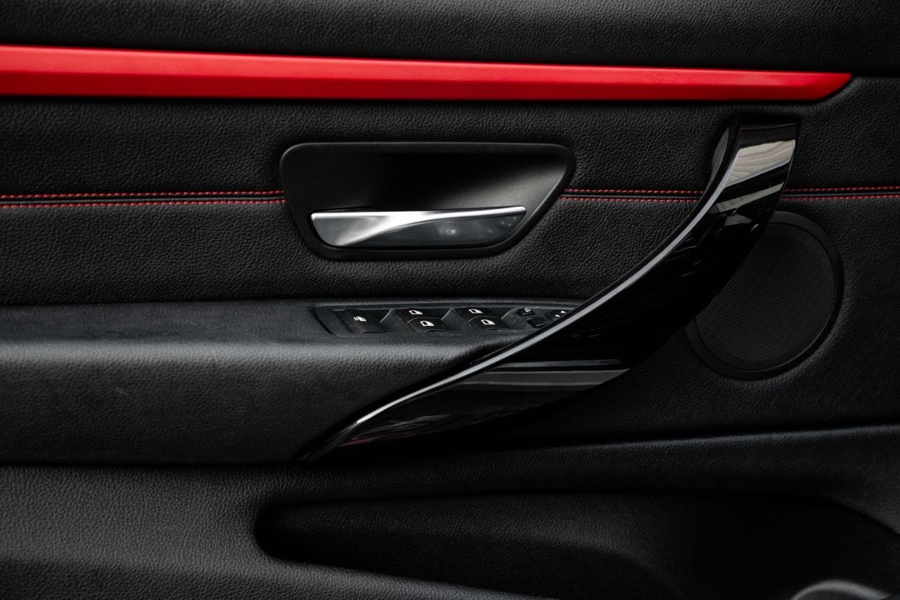 بي أم دبليو 420i سبورت لاين Convertible M-Kit | 1,762 P.M  | 0% Downpayment | Excellent Condition!