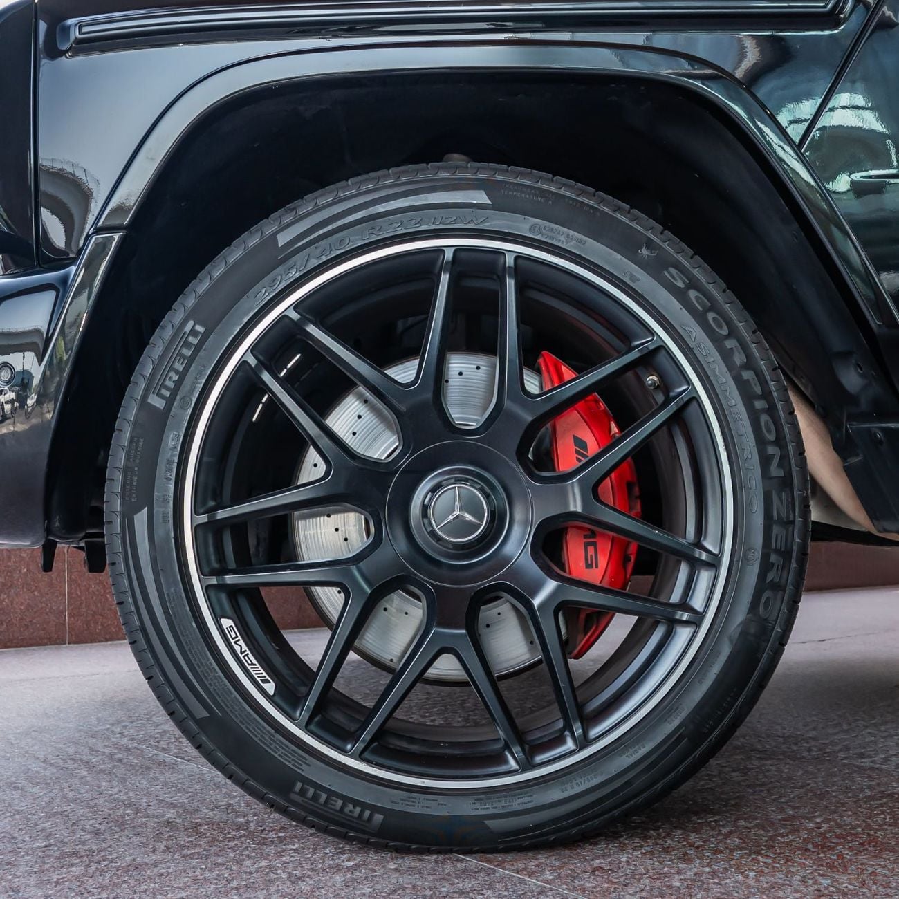Mercedes Benz G63 AMG STANDARD