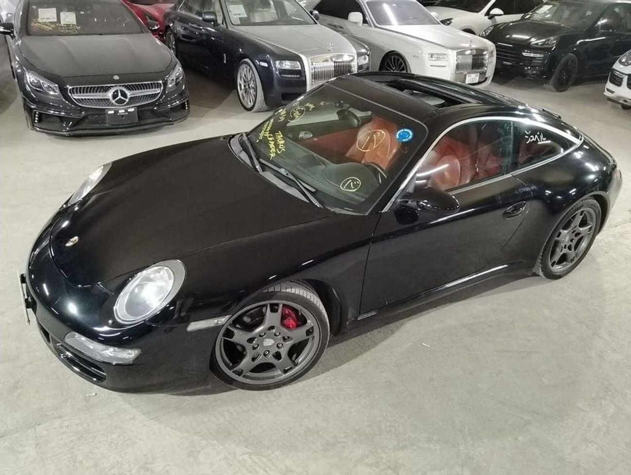 بورش 911 TARGA 4S 2007 3.8L, WITH SPORTS CHRONO PACKAGE, CARBON INTERIOR PACKAGE AND MORE..