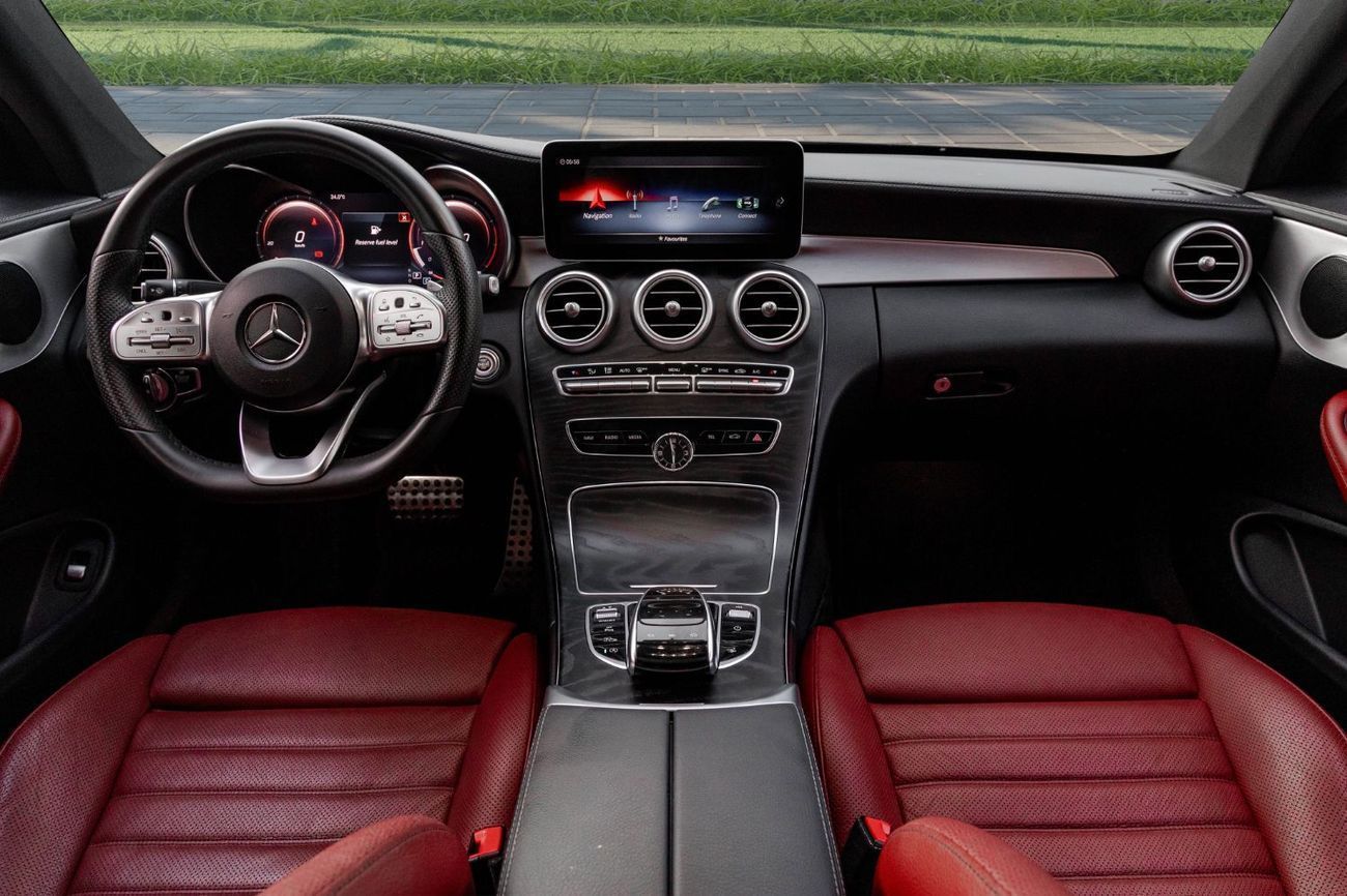 مرسيدس بنز C 200 Coupe | 2,438 P.M | 0% Downpayment | C300 AMG | Heads Up Display!