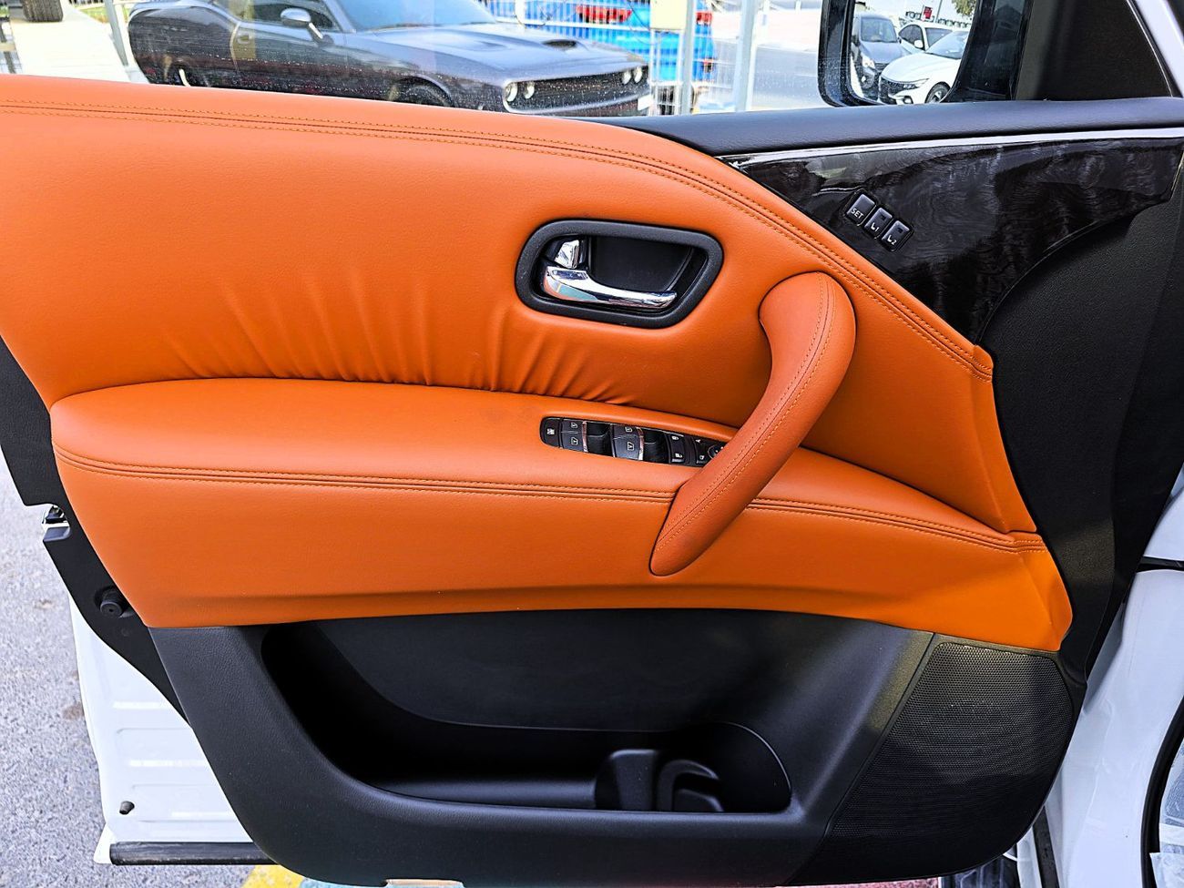 Nissan Patrol Nissan Patrol Platinum V8 5.7l Petrol 2024 model